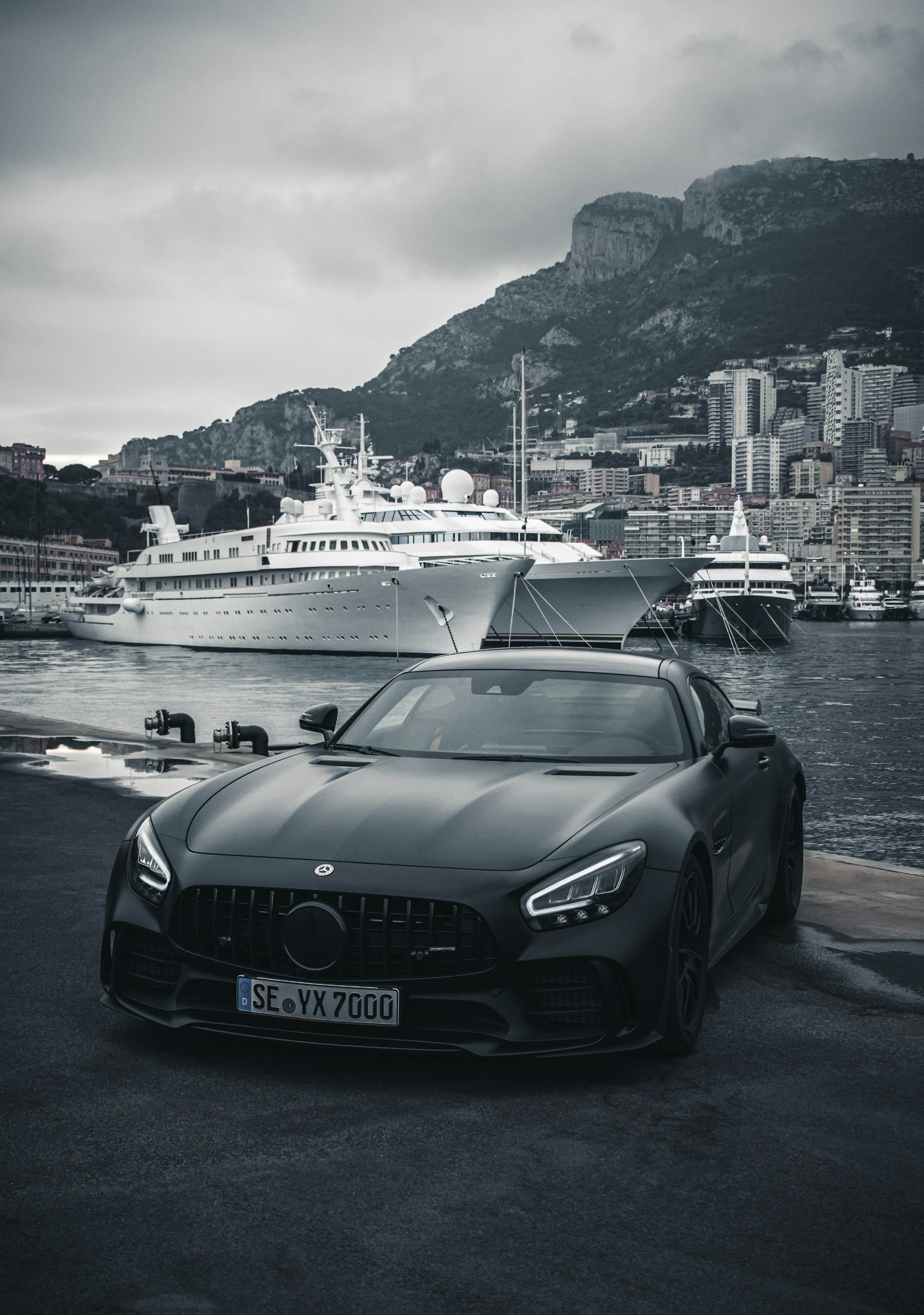 Berlina elegante dal design sportivo